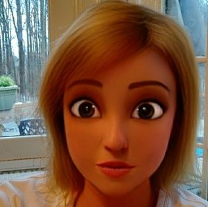 Meet your Posher, Kelly